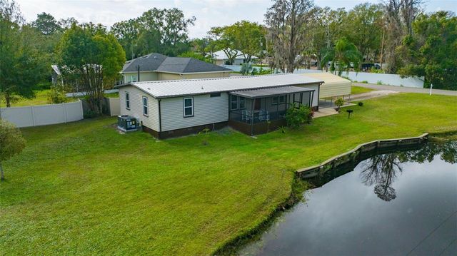 15615 WILLOWDALE ROAD, Tampa, FL 33625