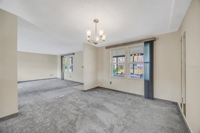 15615 WILLOWDALE ROAD, Tampa, FL 33625