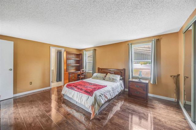 15615 WILLOWDALE ROAD, Tampa, FL 33625