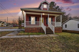 611 Tussey Street, Lexington, NC 27292