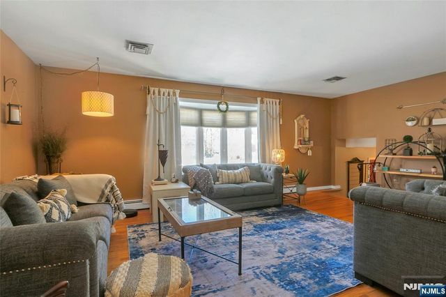 236 Oak Avenue, River Vale, NJ 07675