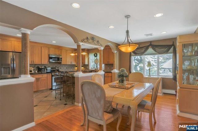 236 Oak Avenue, River Vale, NJ 07675