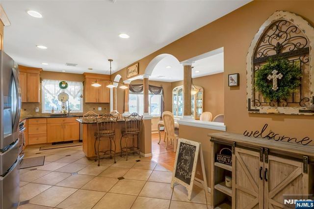 236 Oak Avenue, River Vale, NJ 07675