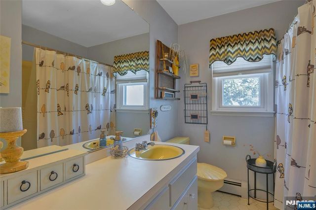 236 Oak Avenue, River Vale, NJ 07675