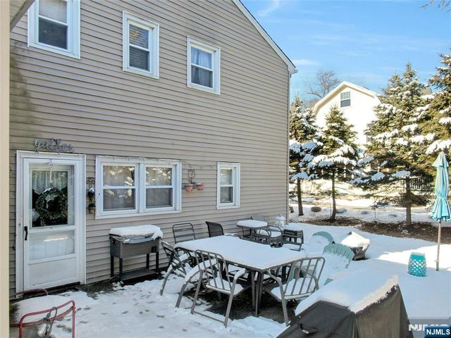 236 Oak Avenue, River Vale, NJ 07675