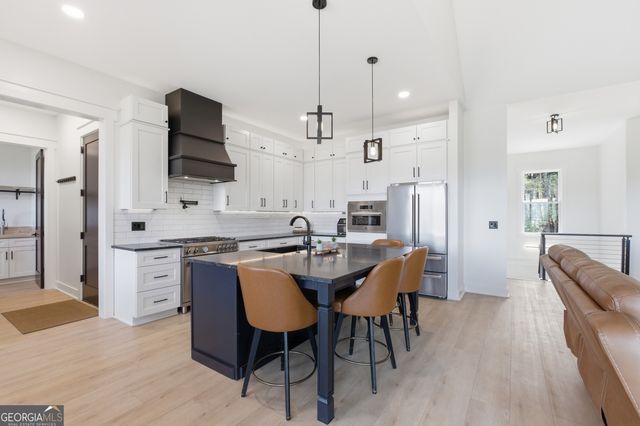 154 Brenary Drive, Lakemont, GA 30552