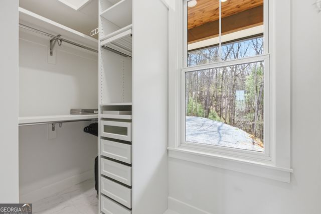 154 Brenary Drive, Lakemont, GA 30552