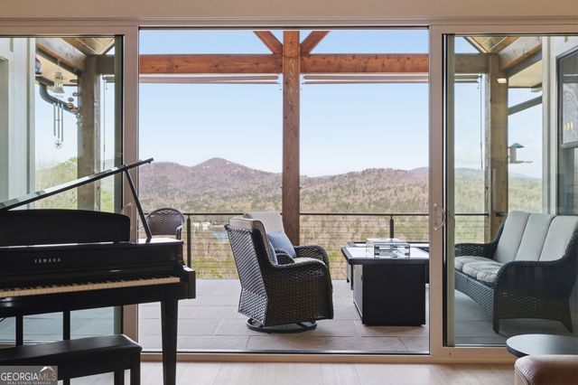 154 Brenary Drive, Lakemont, GA 30552