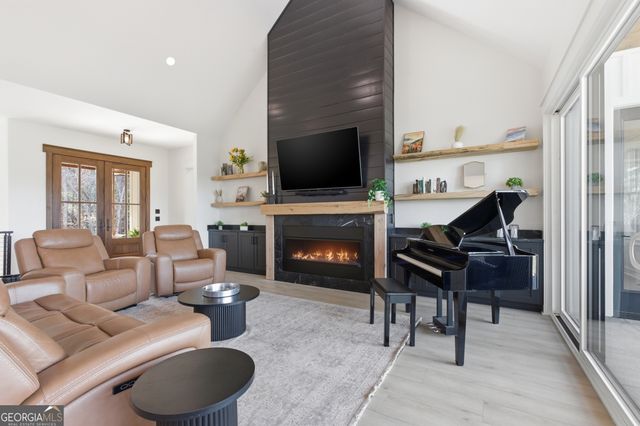 154 Brenary Drive, Lakemont, GA 30552