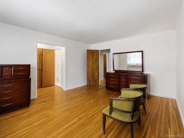 172 Park Hill Avenue, Yonkers, NY 10705