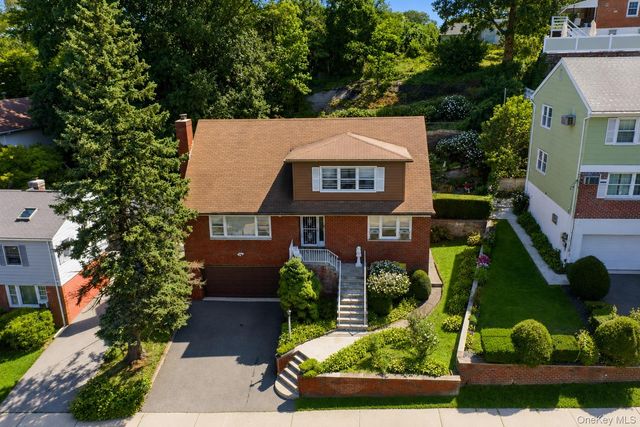 172 Park Hill Avenue, Yonkers, NY 10705