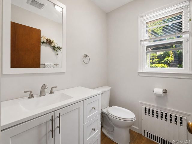 172 Park Hill Avenue, Yonkers, NY 10705