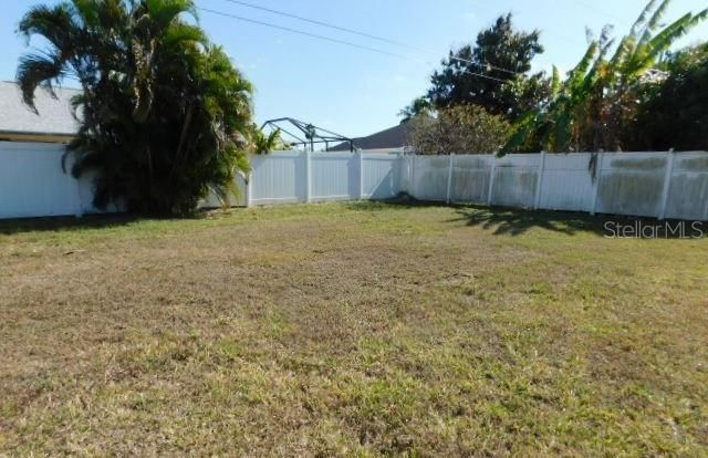 705 SW 9TH COURT, Cape Coral, FL 33991