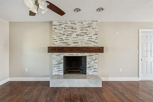 7703 17TH AVENUE NW, Bradenton, FL 34209