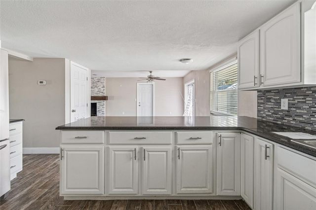 7703 17TH AVENUE NW, Bradenton, FL 34209