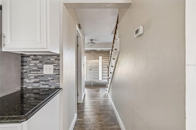 7703 17TH AVENUE NW, Bradenton, FL 34209