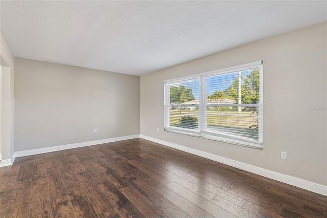 7703 17TH AVENUE NW, Bradenton, FL 34209