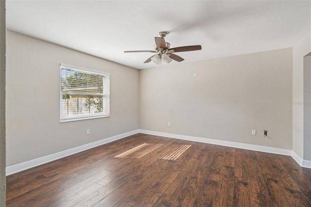 7703 17TH AVENUE NW, Bradenton, FL 34209