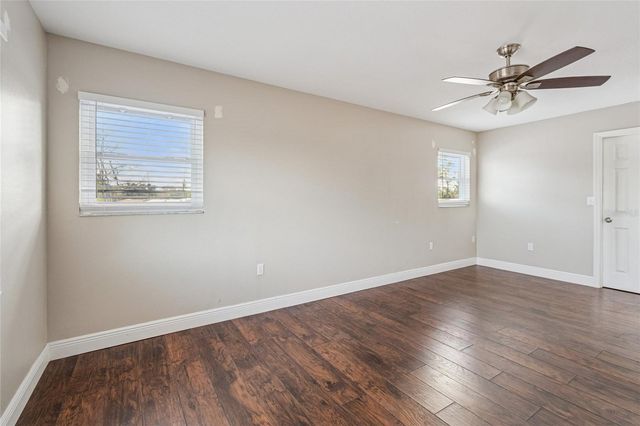 7703 17TH AVENUE NW, Bradenton, FL 34209