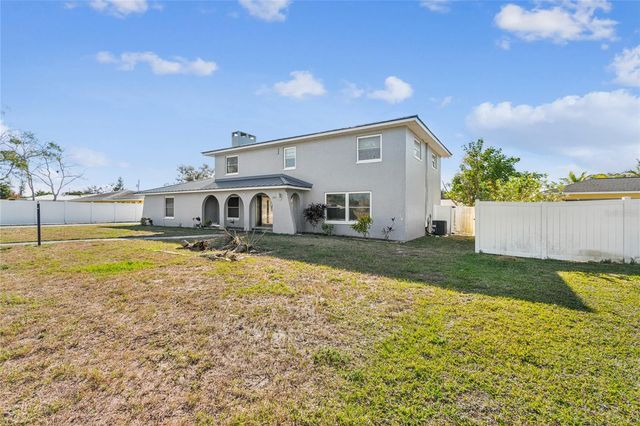 7703 17TH AVENUE NW, Bradenton, FL 34209