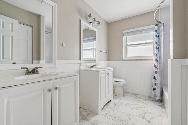 7703 17TH AVENUE NW, Bradenton, FL 34209