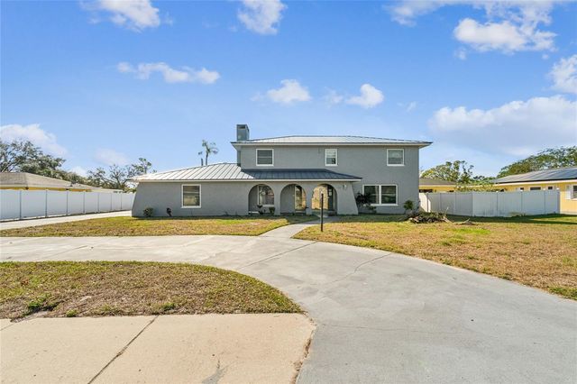 7703 17TH AVENUE NW, Bradenton, FL 34209
