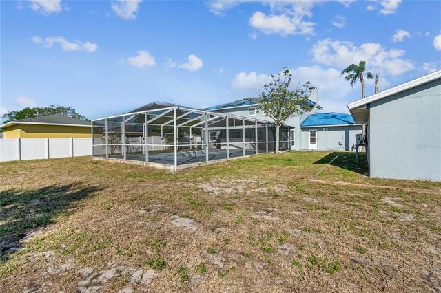 7703 17TH AVENUE NW, Bradenton, FL 34209