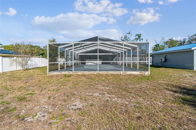 7703 17TH AVENUE NW, Bradenton, FL 34209
