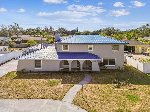7703 17TH AVENUE NW, Bradenton, FL 34209