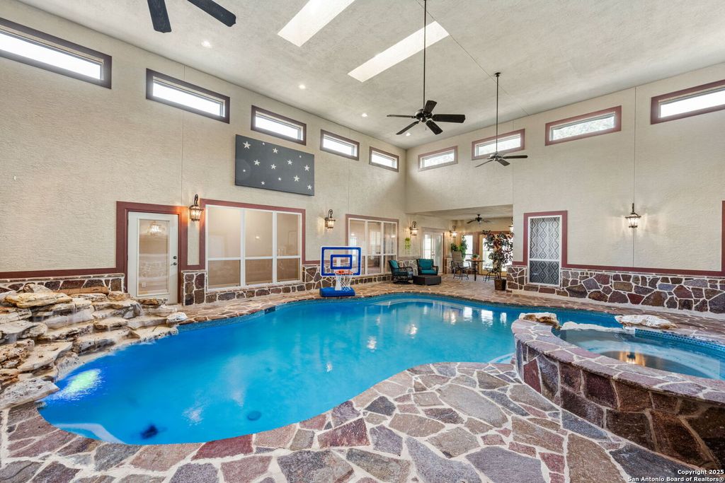 20725 Wahl, San Antonio, TX 78266