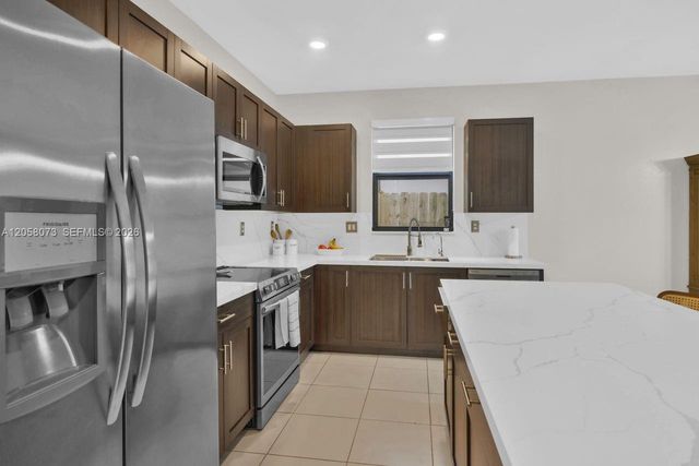 24970 SW 108th Ave 1, Homestead, FL 33032