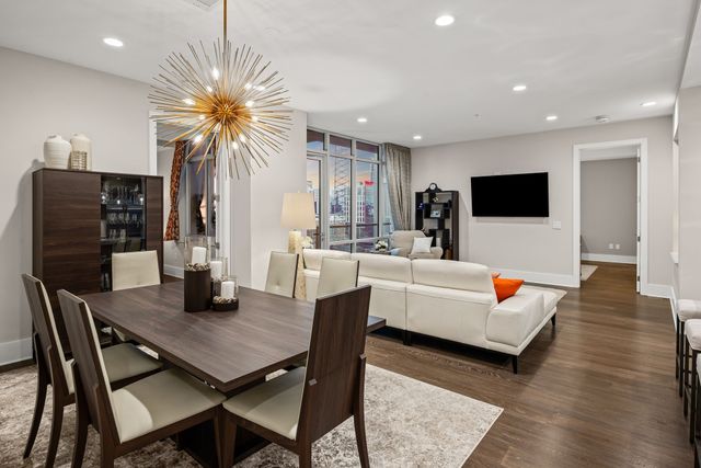 20 Rutledge St Apt 606, Nashville, TN 37210