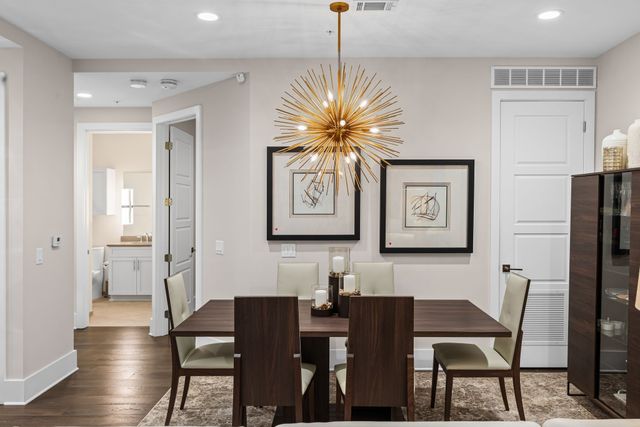 20 Rutledge St Apt 606, Nashville, TN 37210