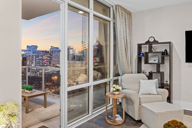 20 Rutledge St Apt 606, Nashville, TN 37210