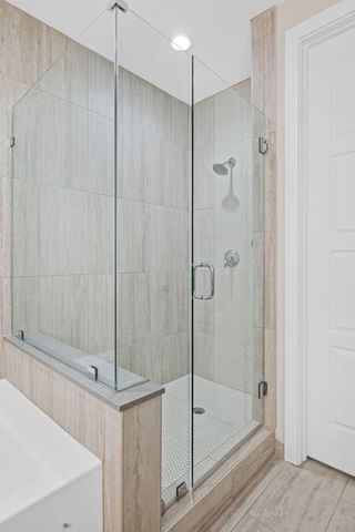 20 Rutledge St Apt 606, Nashville, TN 37210