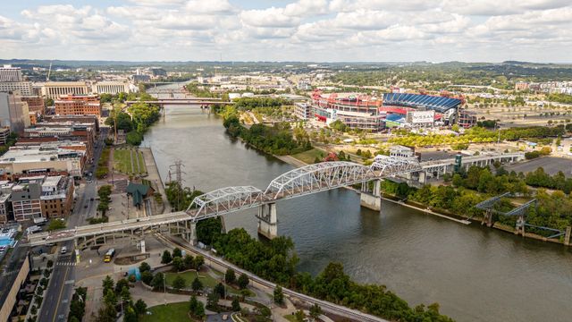 20 Rutledge St Apt 606, Nashville, TN 37210