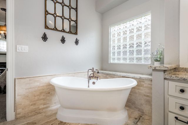 14310 Darschelle Court, Houston, TX 77069