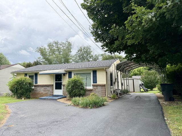 405 Old Morrison Rd, Mcminnville, TN 37110