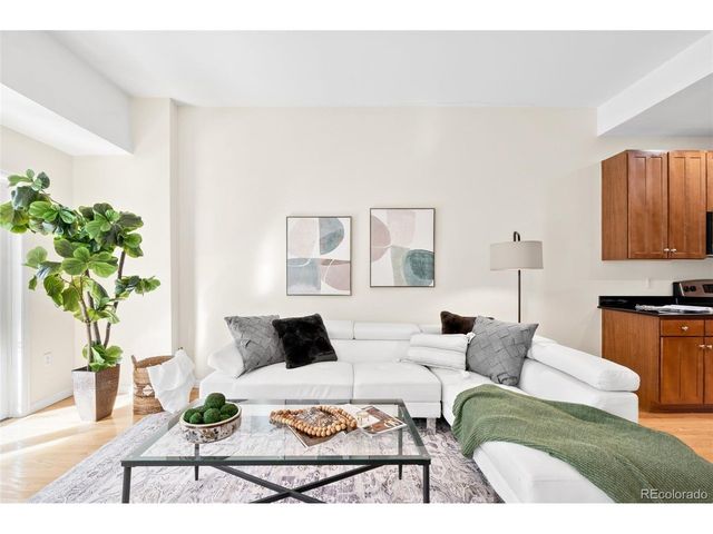 1950 N Logan St 513, Denver, CO 80203