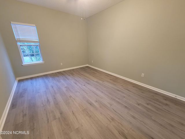 4220 Wilshire Boulevard 106, Wilmington, NC 28403