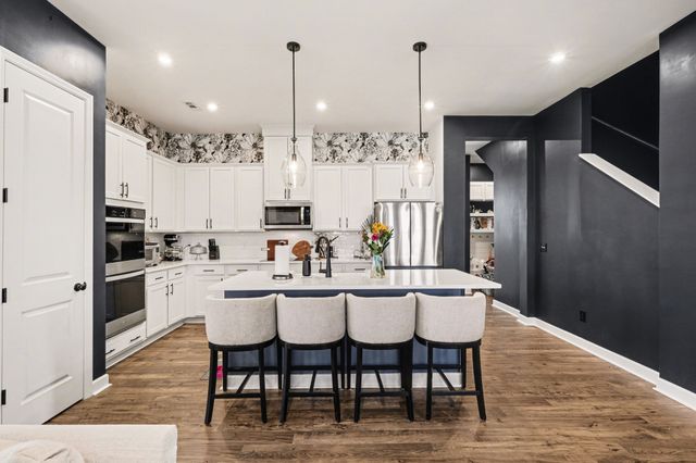 1715 Merkel Rd, Columbia, TN 38401