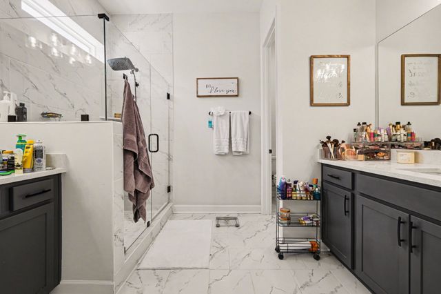 1715 Merkel Rd, Columbia, TN 38401