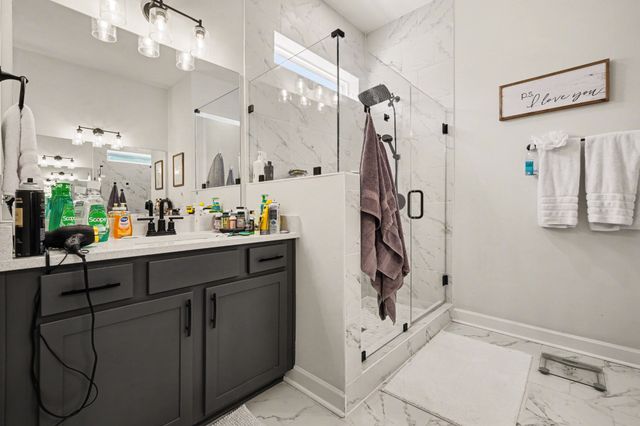 1715 Merkel Rd, Columbia, TN 38401