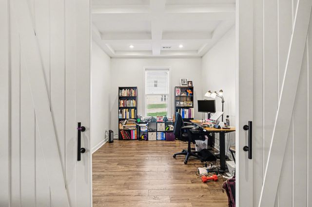 1715 Merkel Rd, Columbia, TN 38401