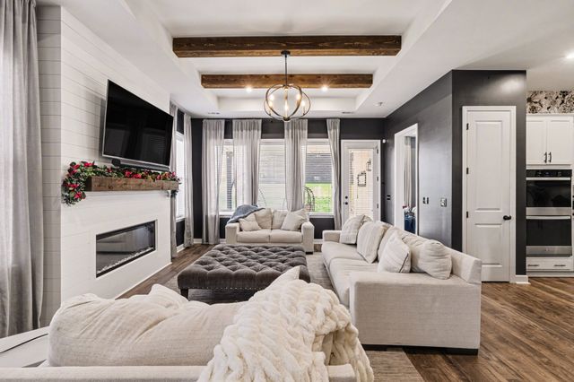 1715 Merkel Rd, Columbia, TN 38401