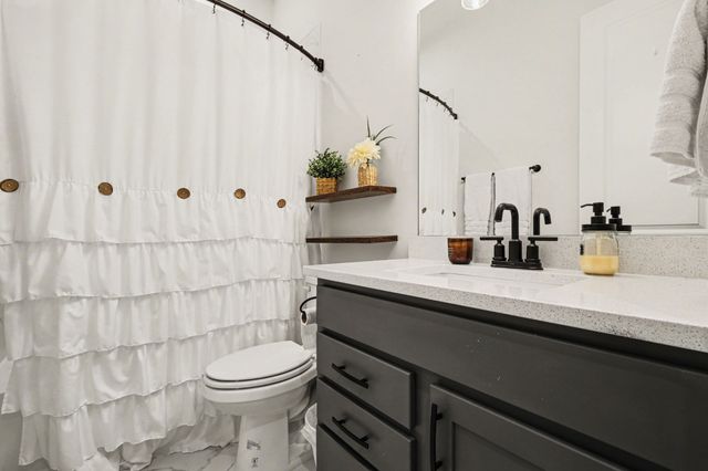 1715 Merkel Rd, Columbia, TN 38401