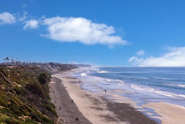 2531 Delphinium Lane, Carlsbad, CA 92008