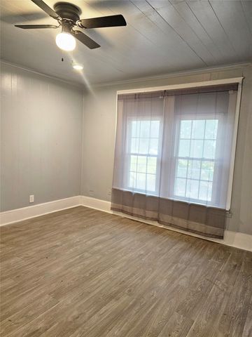 2251 Harding Street, Dallas, TX 75215