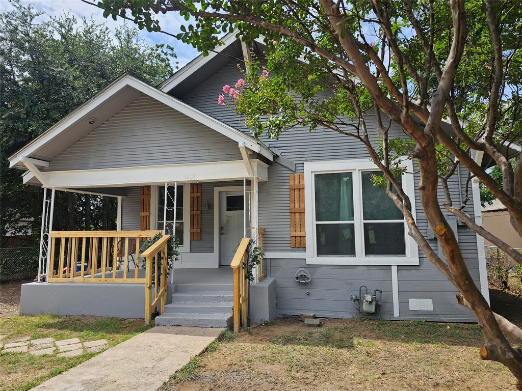 2251 Harding Street, Dallas, TX 75215