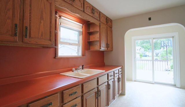 2608 26th STREET S, La Crosse, WI 54601